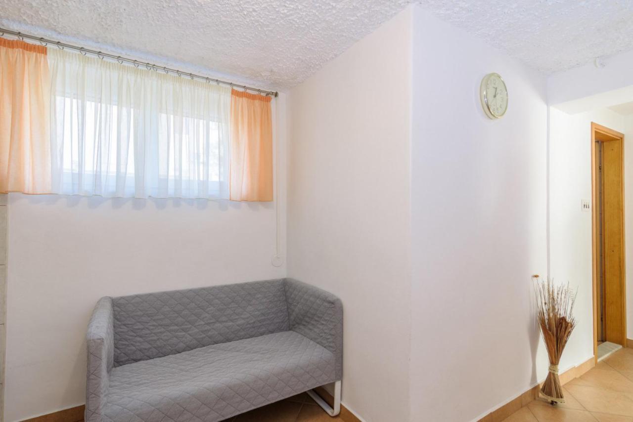Apartments Meri Трогир Екстериор снимка
